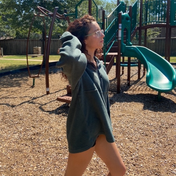 Meet your Posher, Ava - Picture 5 of 7